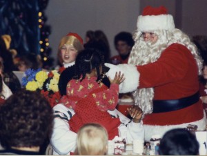 1993 1 Santa arrives at Kaufmann's show