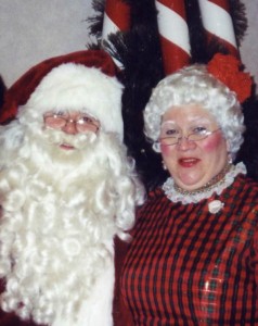 2005 Santa and Mrs. Claus